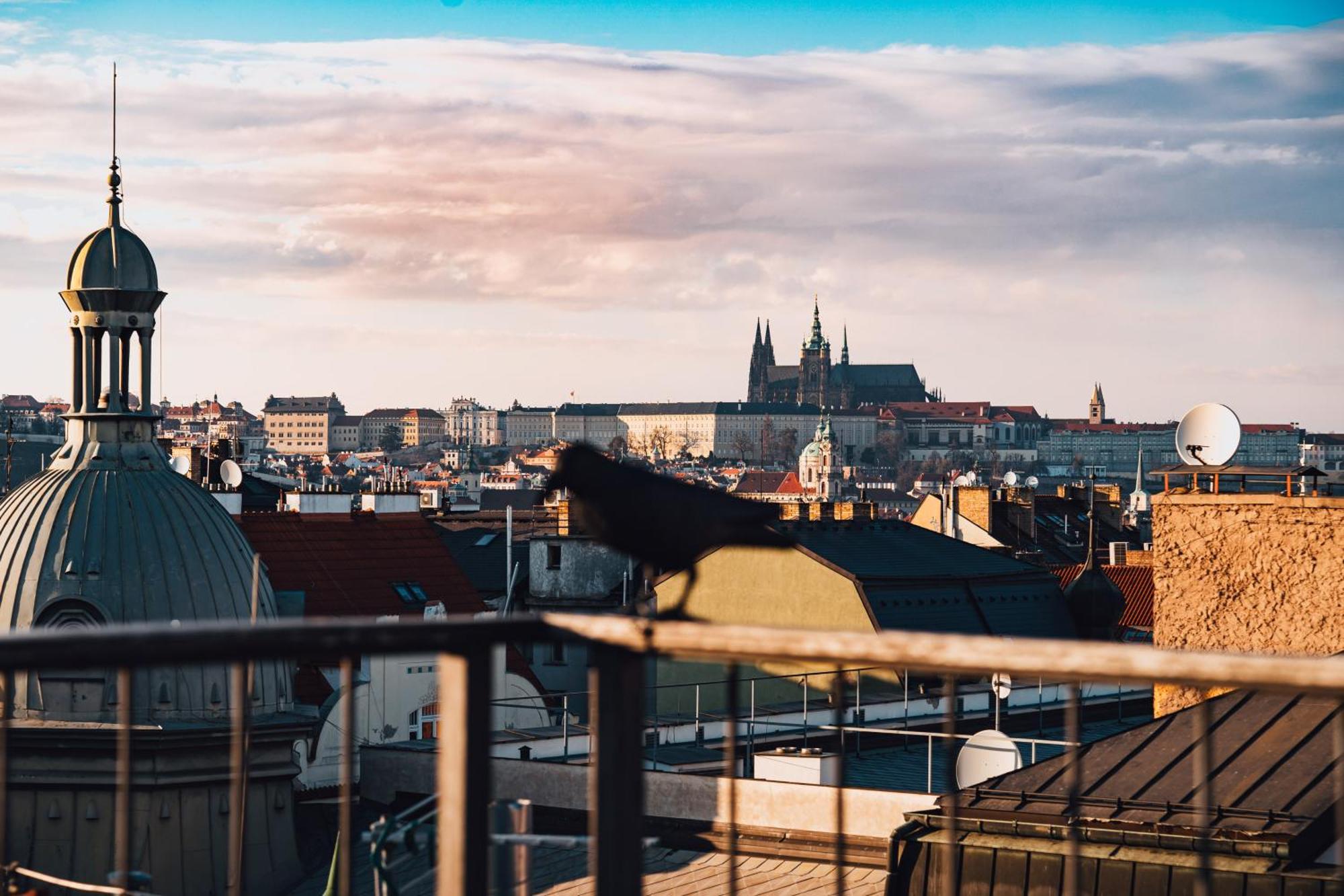 Two-Level Apart With A Terrace Near The Vltava River Prague Extérieur photo