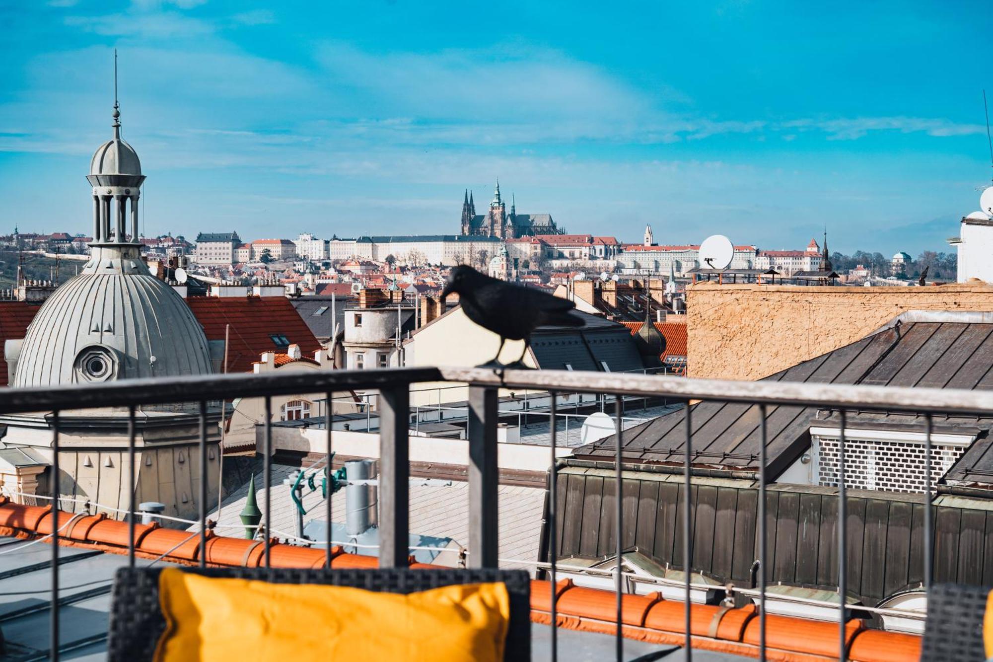 Two-Level Apart With A Terrace Near The Vltava River Prague Extérieur photo